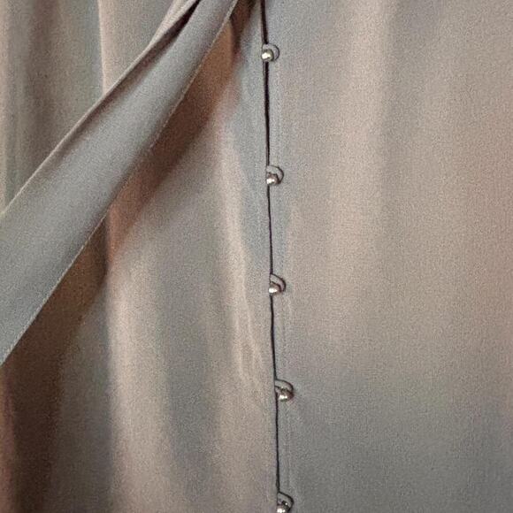 Banana Republic Grey Sheer Tank Dainty Button Details Tie Collar - Picture 3 of 6